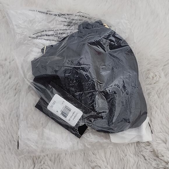 NEW Frederick's of Hollywood Taormina Black One-Shoulder Swimsuit Bikini Top - Picture 10 of 11